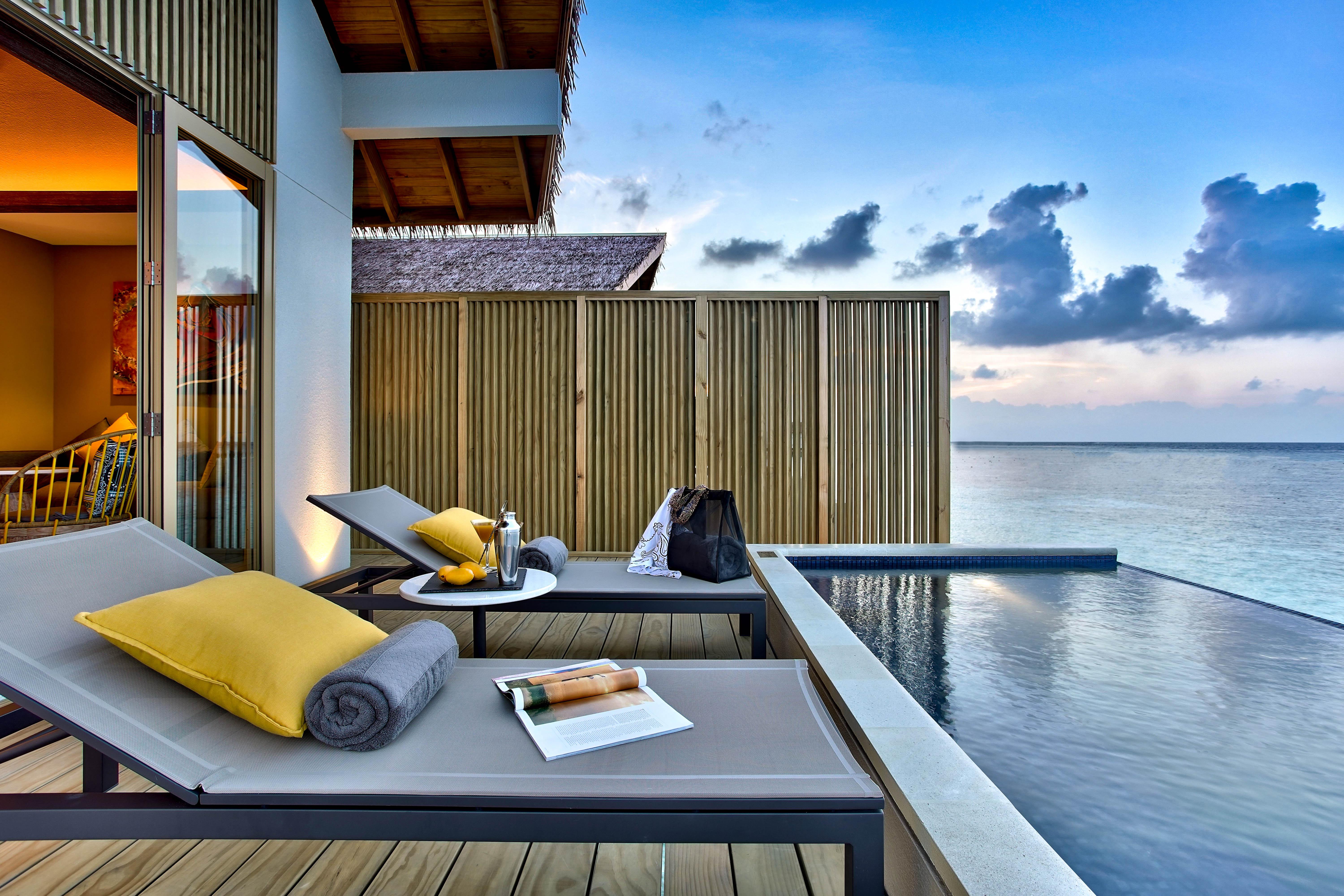 하드록 호텔 몰디브 Emboodhoo Lagoon 외부 사진 The view from a pool villa at the resort
