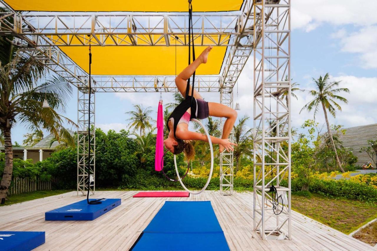 하드록 호텔 몰디브 Emboodhoo Lagoon 외부 사진 Aerial hoop
